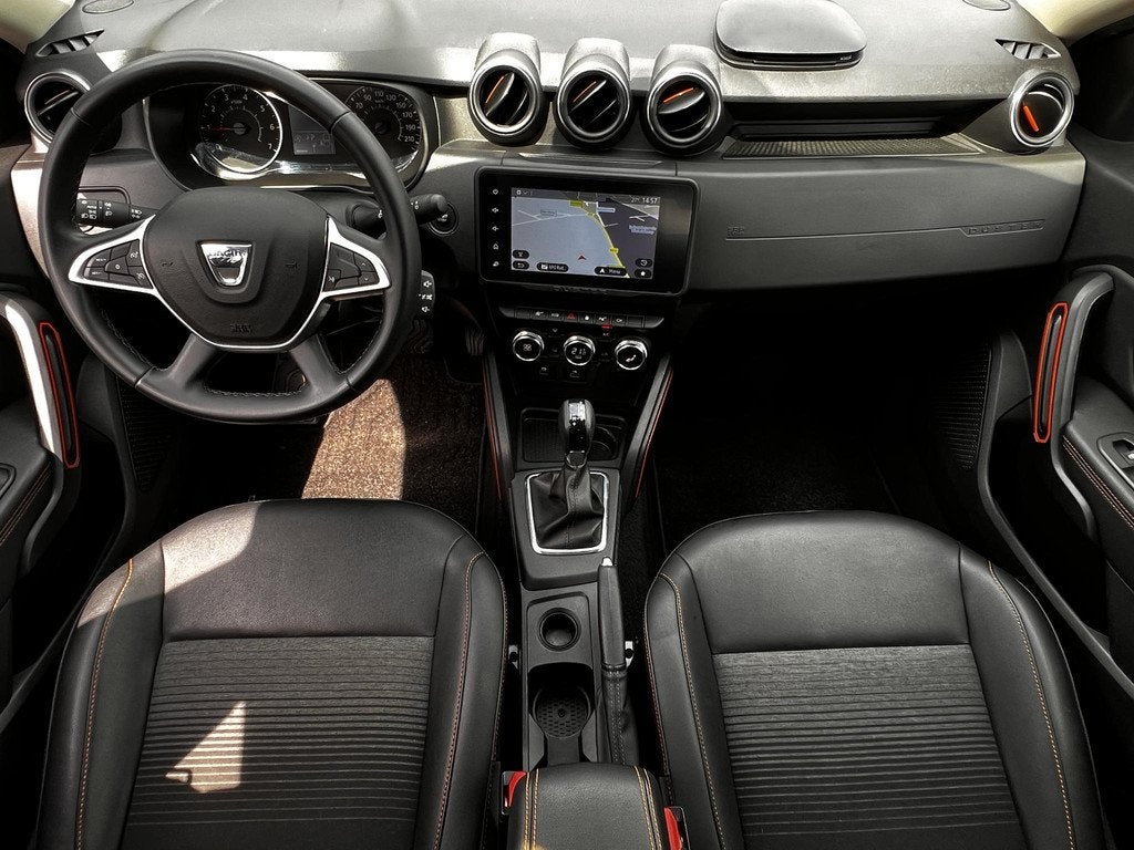 Dacia Duster 1.3 TCe Extreme / Dealer onderhouden / 1.500 kg, Automatische klimaatregeling, Gebruikt, Euro 6, 4 cilinders