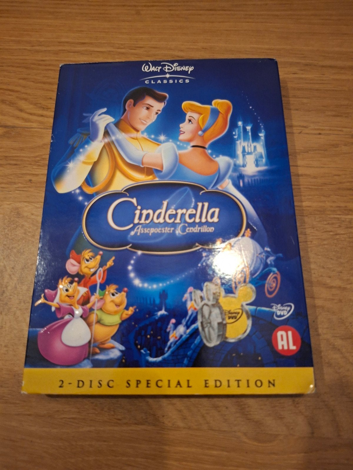 Disney Classics: Assepoester - 2-Disc Special Edition DVD, Alle leeftijden, Nederlands, Ophalen of Verzenden, Zo goed als nieuw