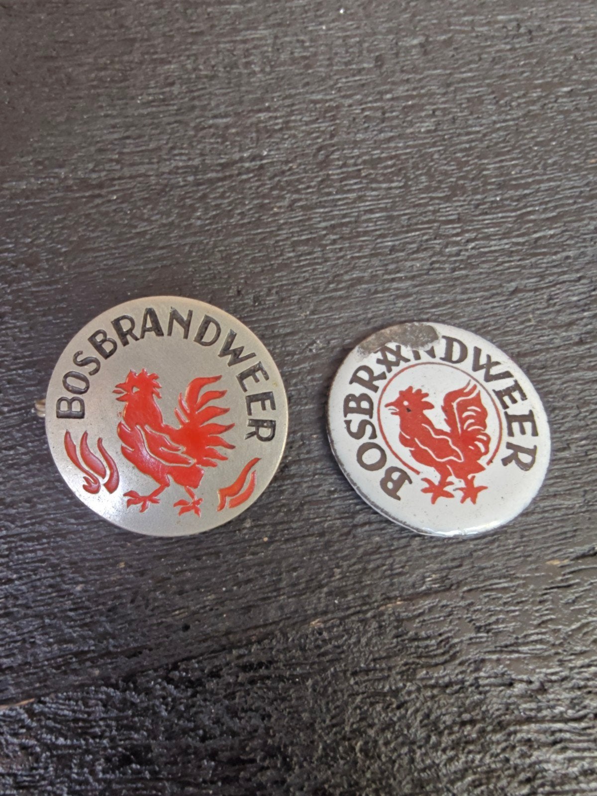 2 speldjes Bosbrandweer, Verzamelen, Verzenden, Gebruikt, Overige onderwerpen