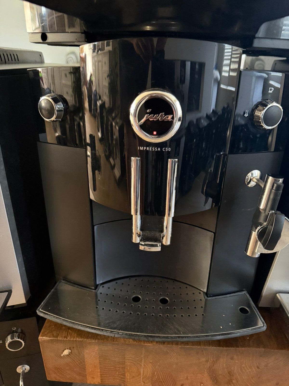 Partij Jura, Jura, 10 kopjes of meer, Koffiemachine, Zo goed als nieuw