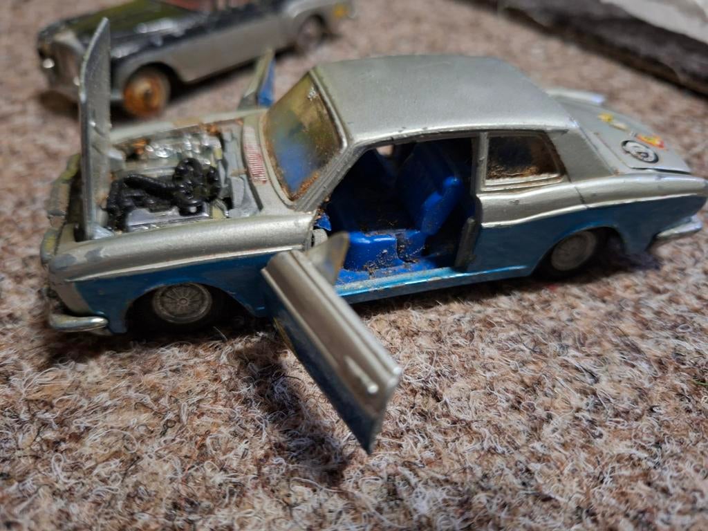Twee bespeelde Corgi Rolls Royce modellen, Ophalen of Verzenden