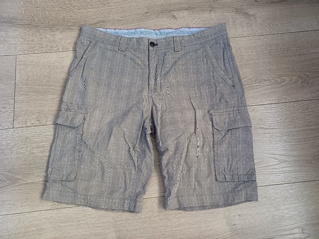 korte grijze ruit broek Westbury mt L, Maat 52/54 (L), Ophalen of Verzenden, Westbury, Grijs