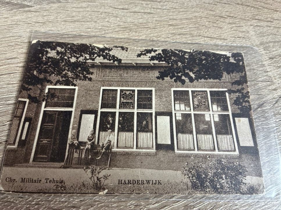 Oude Ansichtkaart Chr. Militair Tehuis Harderwijk 1931, Ophalen of Verzenden, 1920 tot 1940, Gelopen, Gelderland