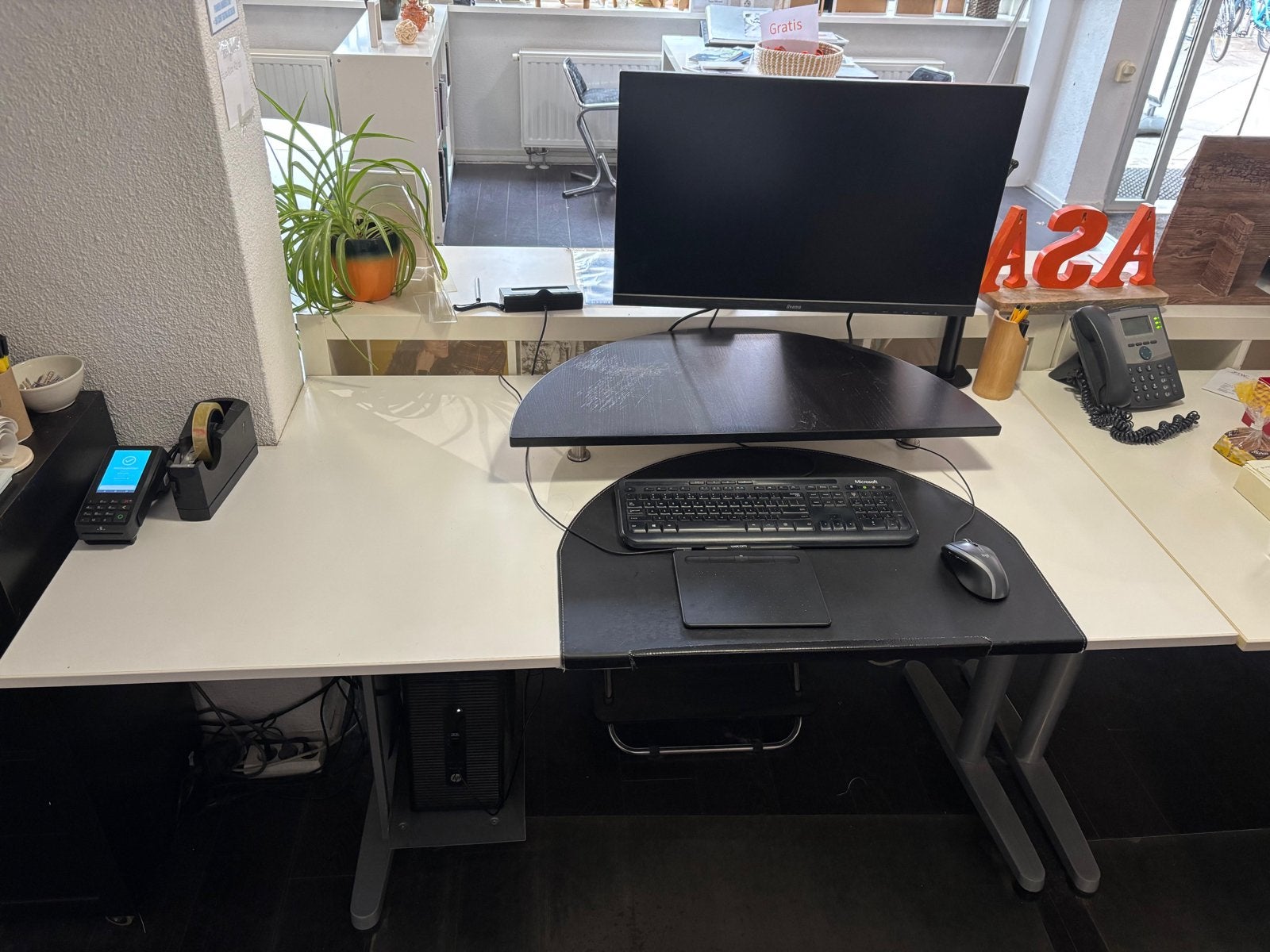 Ikea Galant Bureau Wit met Accessoires, Huis en Inrichting, Ophalen, Opbergruimte, Gebruikt, Spaanplaat of MDF