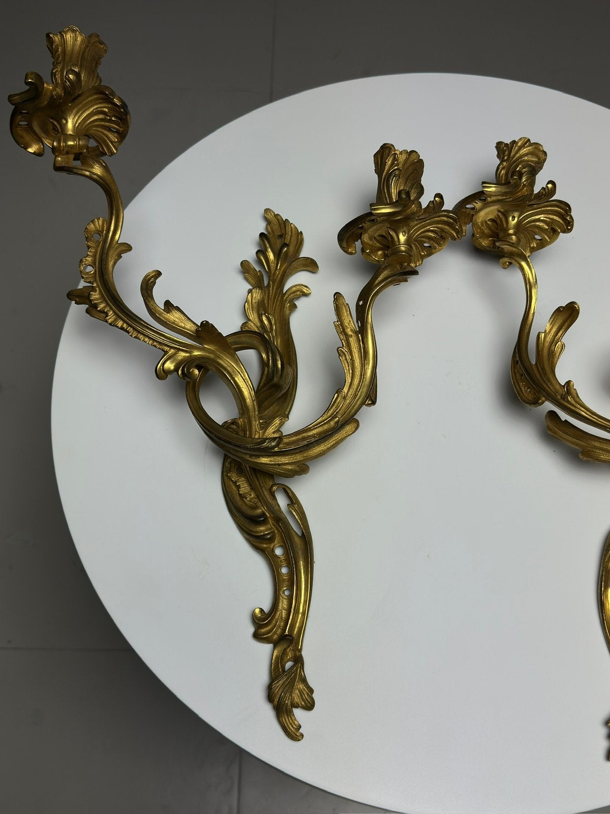 Set van Franse wandlampen in Louis XV-stijl, Antiek en Kunst, Antiek | Kandelaars, Ophalen of Verzenden, Koper of Brons