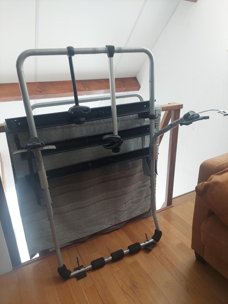 Thule dakdrager voor 3 fietsen 973-16 en 973-17, Auto diversen, Fietsendragers, Ophalen, Achterklepdrager
