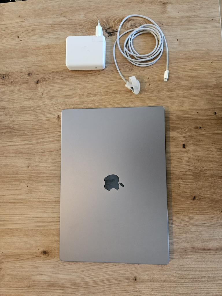 Apple Macbook Pro 16 inch M2 2023 32G/1TB Zilver, Computers en Software, Apple Macbooks, 1 TB of meer, Zo goed als nieuw, 16 inch