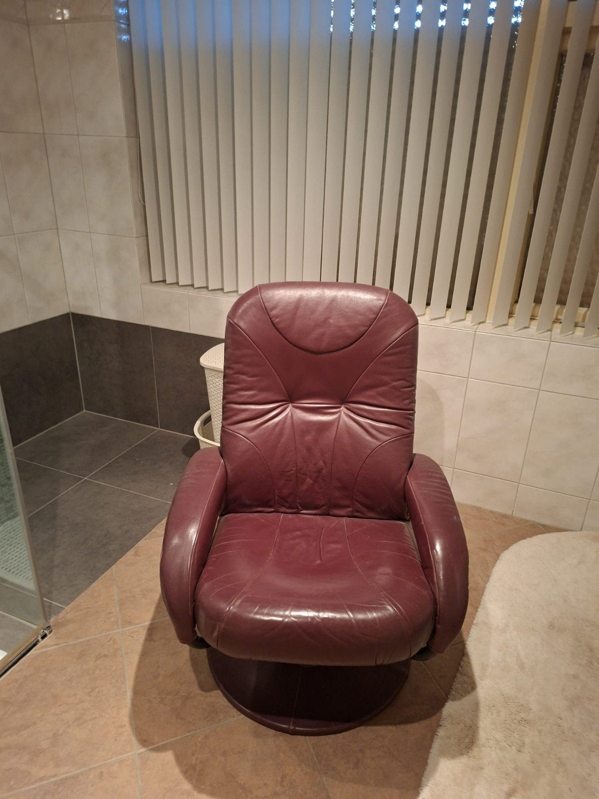 Leren fauteuil met draaivoet - Rood/Bruin, Gebruikt, Ophalen of Verzenden, 75 tot 100 cm, Leer