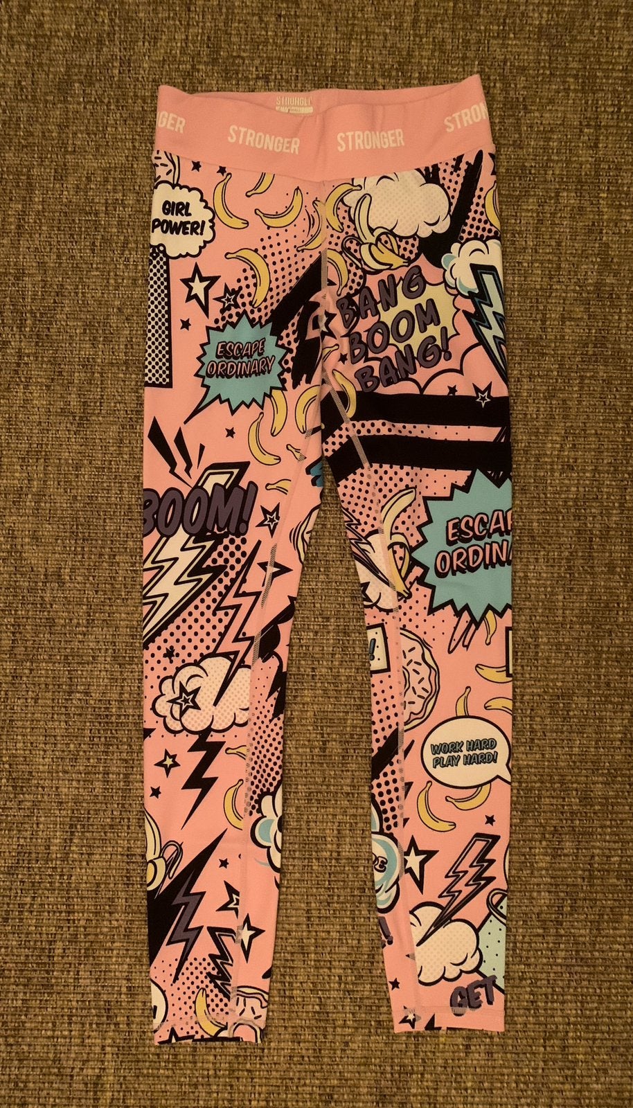 STRONGER legging comic maat S, Kleding | Dames, Ophalen of Verzenden, Roze, Maat 36 (S), Fitness of Aerobics