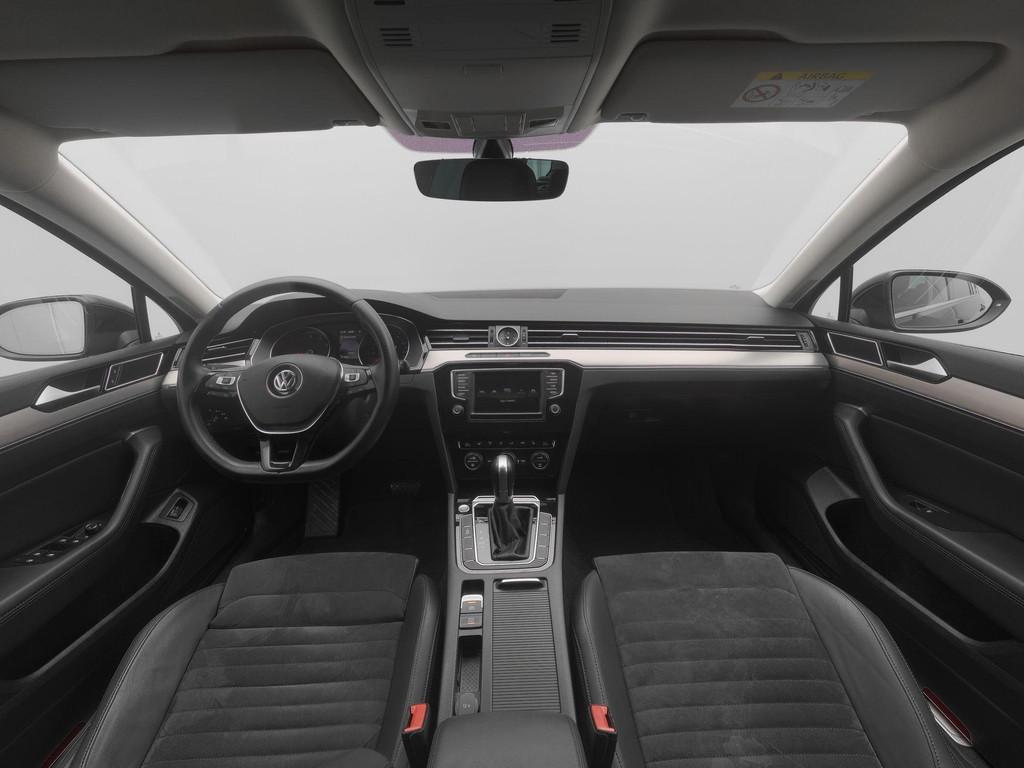 Volkswagen Passat Variant 1.4 TSI 150 PK DSG Highline | LED, Gebruikt, 4 cilinders, 150 pk, Geïmporteerd