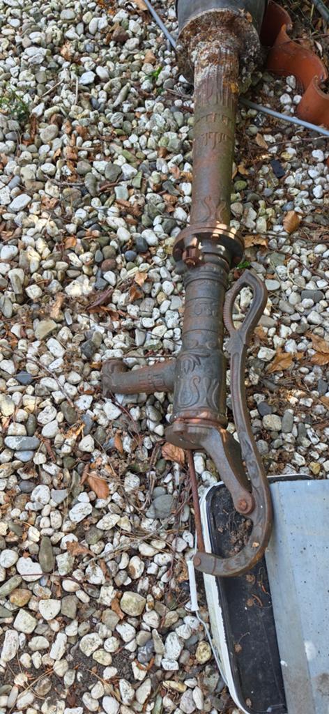 Oude waterpomp, Tuin en Terras, Ophalen, Gebruikt, Handmatig, Overige typen