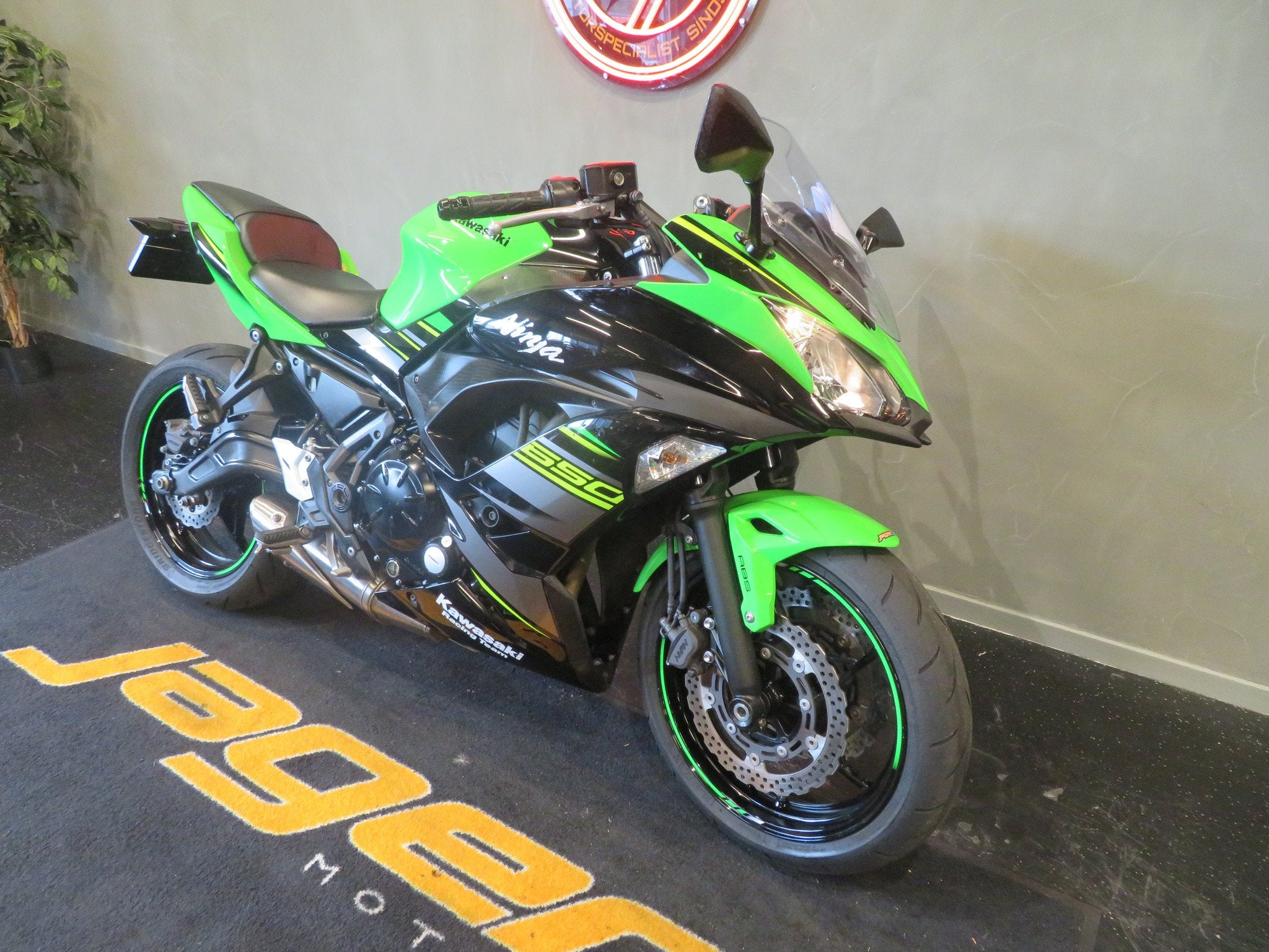 Kawasaki NINJA 650 ABS TOPSTAAT! EXTRAS (bj 2018), Motoren, Motoren | Kawasaki, Bedrijf, Sport