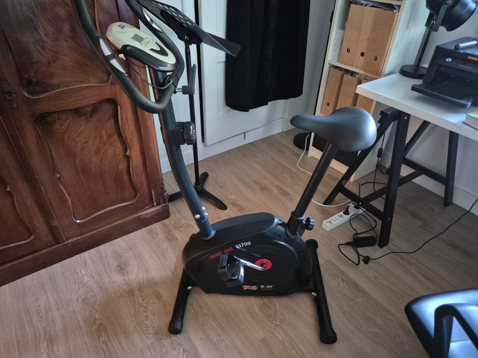 home trainer  - smart bike c1700