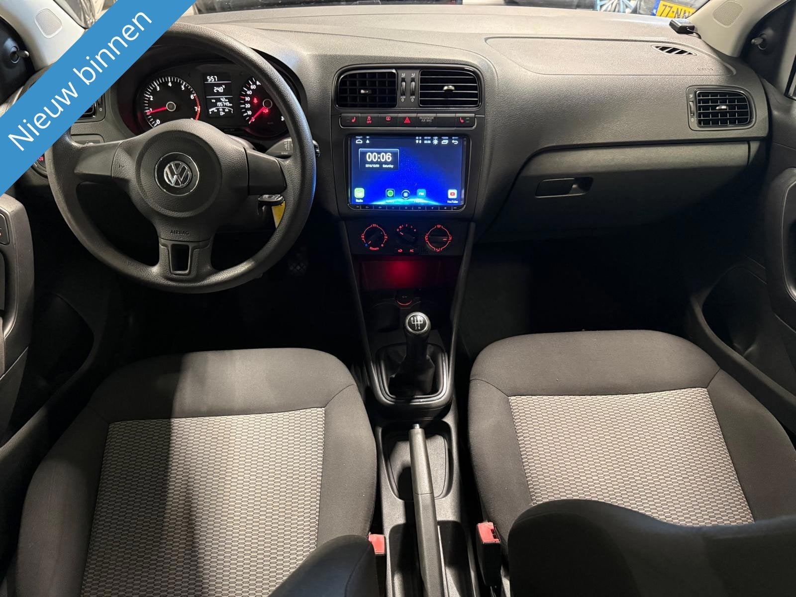Volkswagen Polo 1.2-12V Airco|stoelverw. Carplay!, Voorwielaandrijving, Euro 5, Zwart, 1198 cc