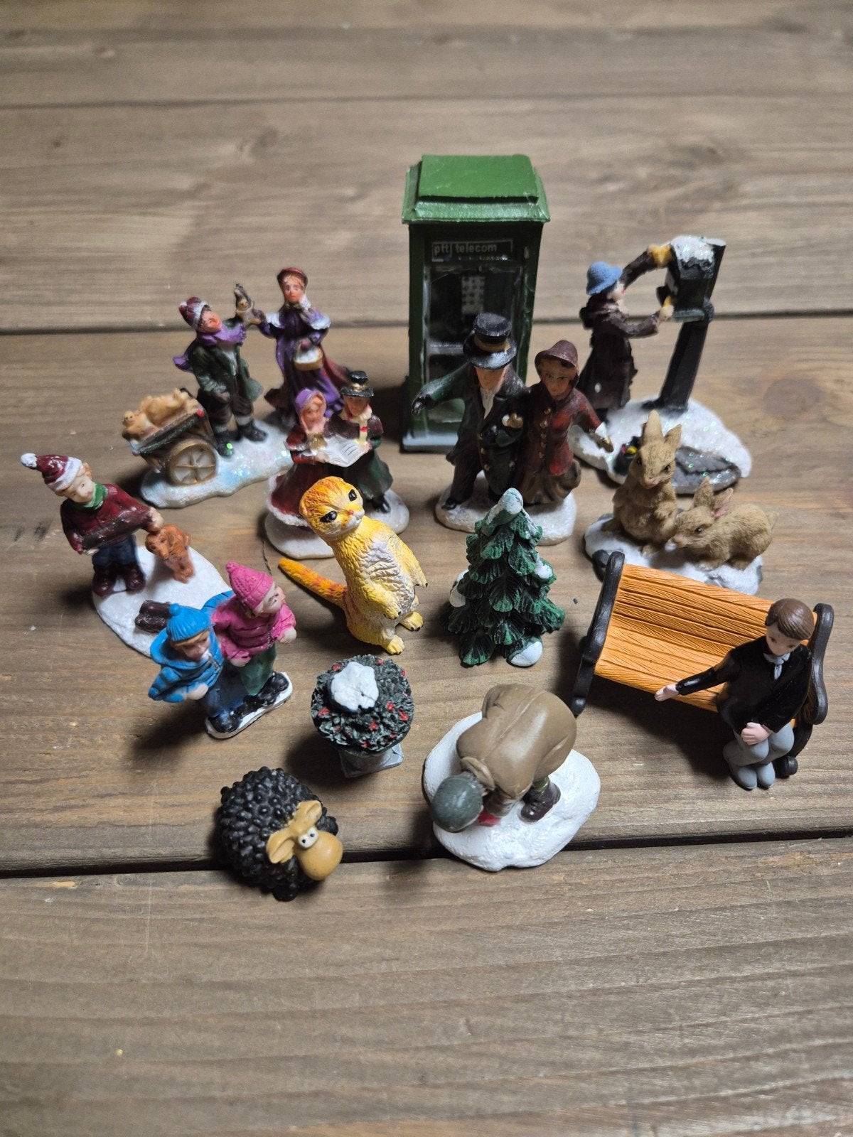kerstdorp figuren hele set kersthuisjes, Ophalen of Verzenden, Zo goed als nieuw