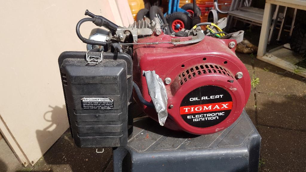 Kart motor van aggregaat, Ophalen, Zo goed als nieuw, Benzinemotor, 1800 rpm of meer