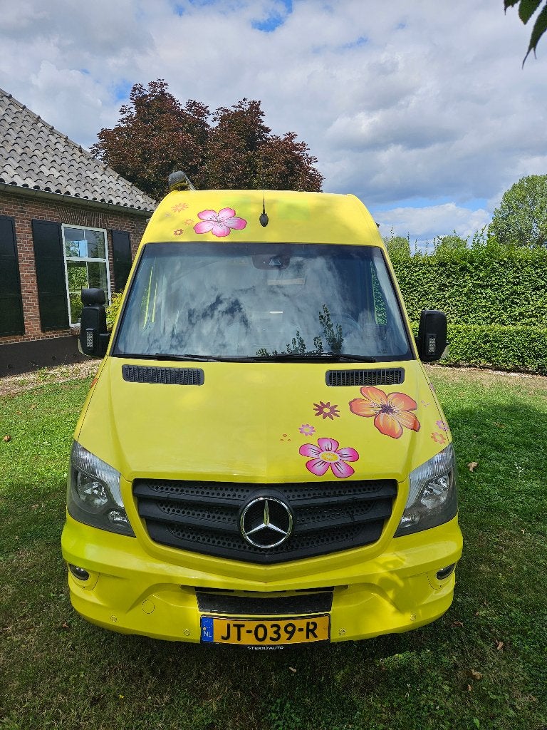 Foto 2 van Mercedes Benz Sprinter 319 V6 Camper / Kampeerauto