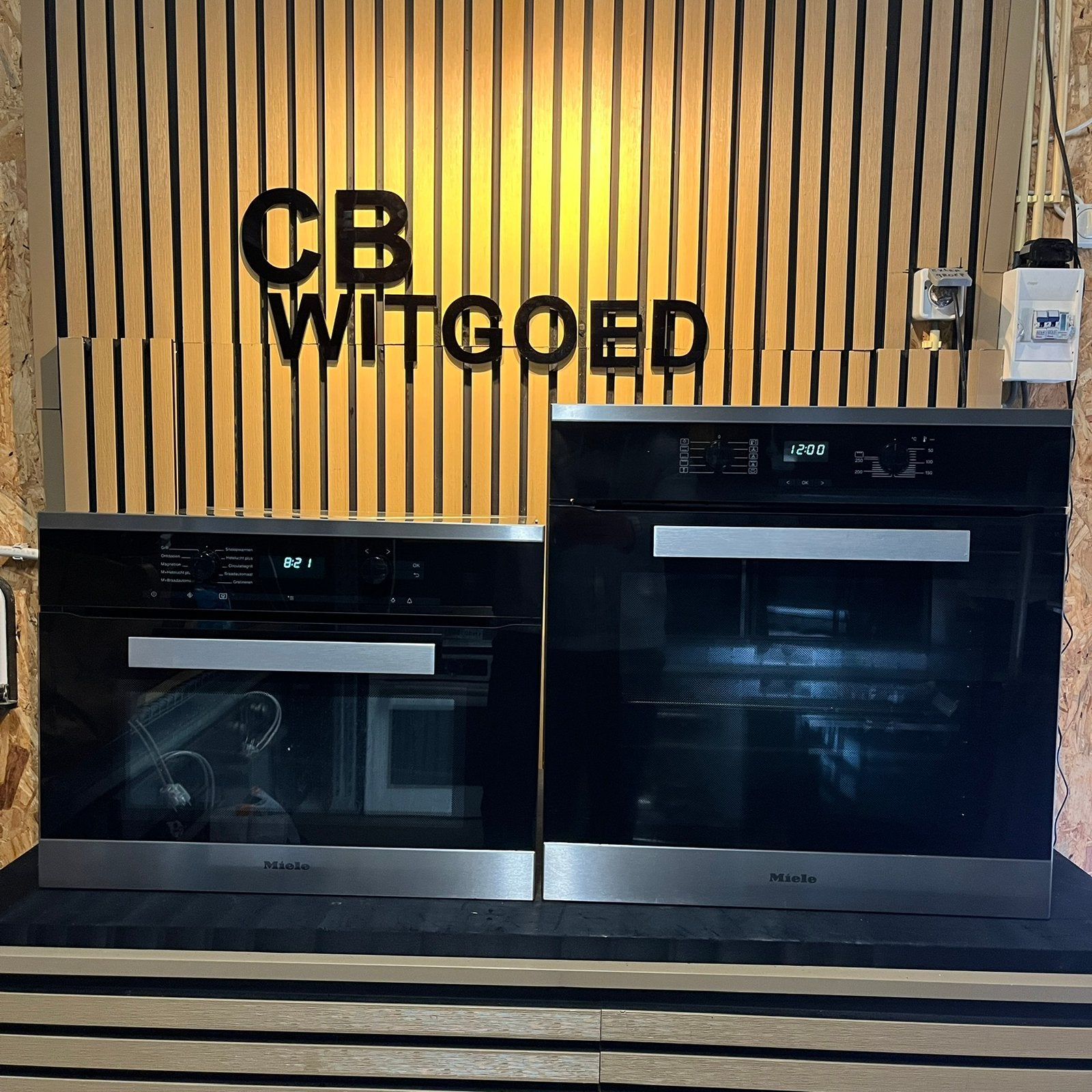 Luxe Miele set combi oven magnetron en solo oven 6000 serie, Ophalen, 60 cm of meer, Zo goed als nieuw, Oven met grill
