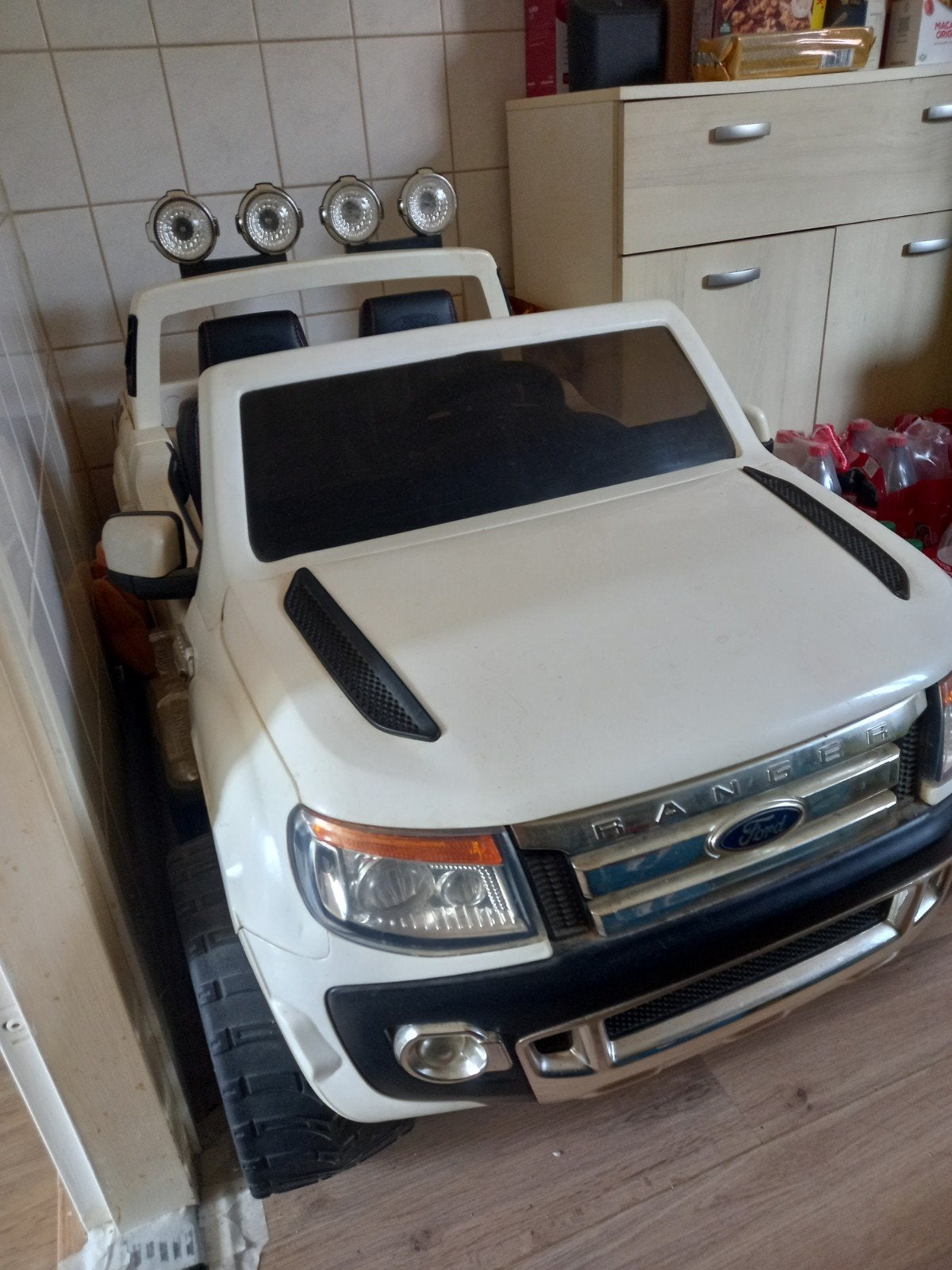 Ford Ranger Wildtrak elektrische kinderauto, Ophalen, Gebruikt, Afstandsbediening