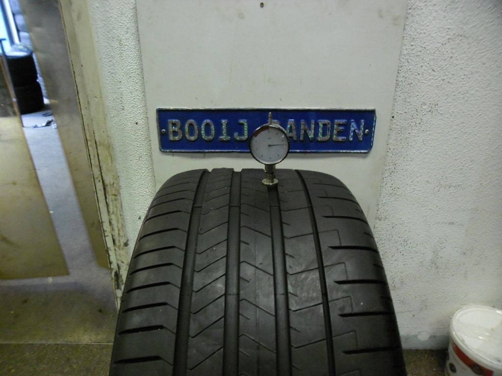 315 35 22 demobanden pirelli p zero met 7,5 mm profiel, 19 inch, Banden en Velgen, Ophalen of Verzenden, Personenwagen
