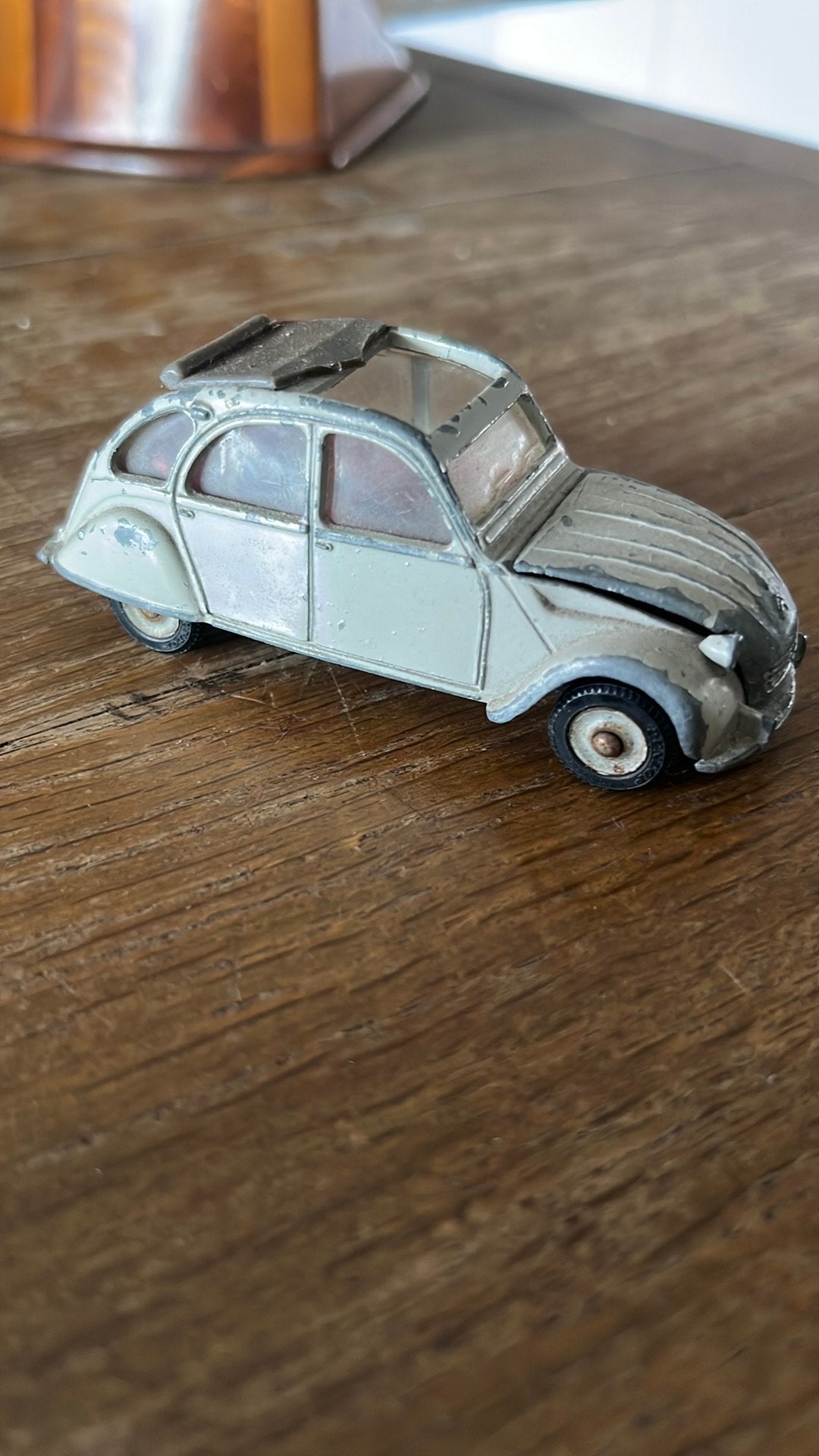 Bespeelde Dinky Toys 500 2CV Citröen Made in France, Ophalen of Verzenden, Gebruikt, Auto, Dinky Toys