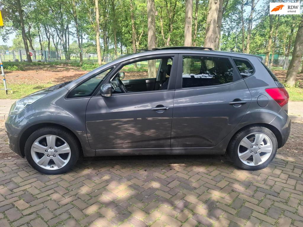 Kia Venga 1.4 CVVT Fuse, Auto's, Voorwielaandrijving, Euro 5, Stof, Gebruikt