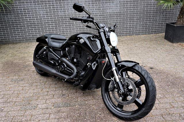 Harley-Davidson V-Rod Muscle - Krachtige Chopper, Motoren, 2 cilinders, Sportuitlaat, Gebruikt, Particulier