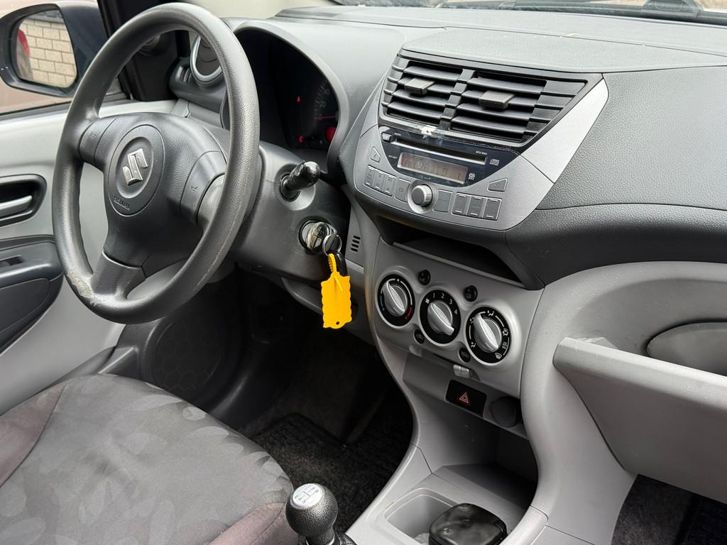 Suzuki Alto Gereserveerd!, Voorwielaandrijving, Euro 5, Stof, Gebruikt