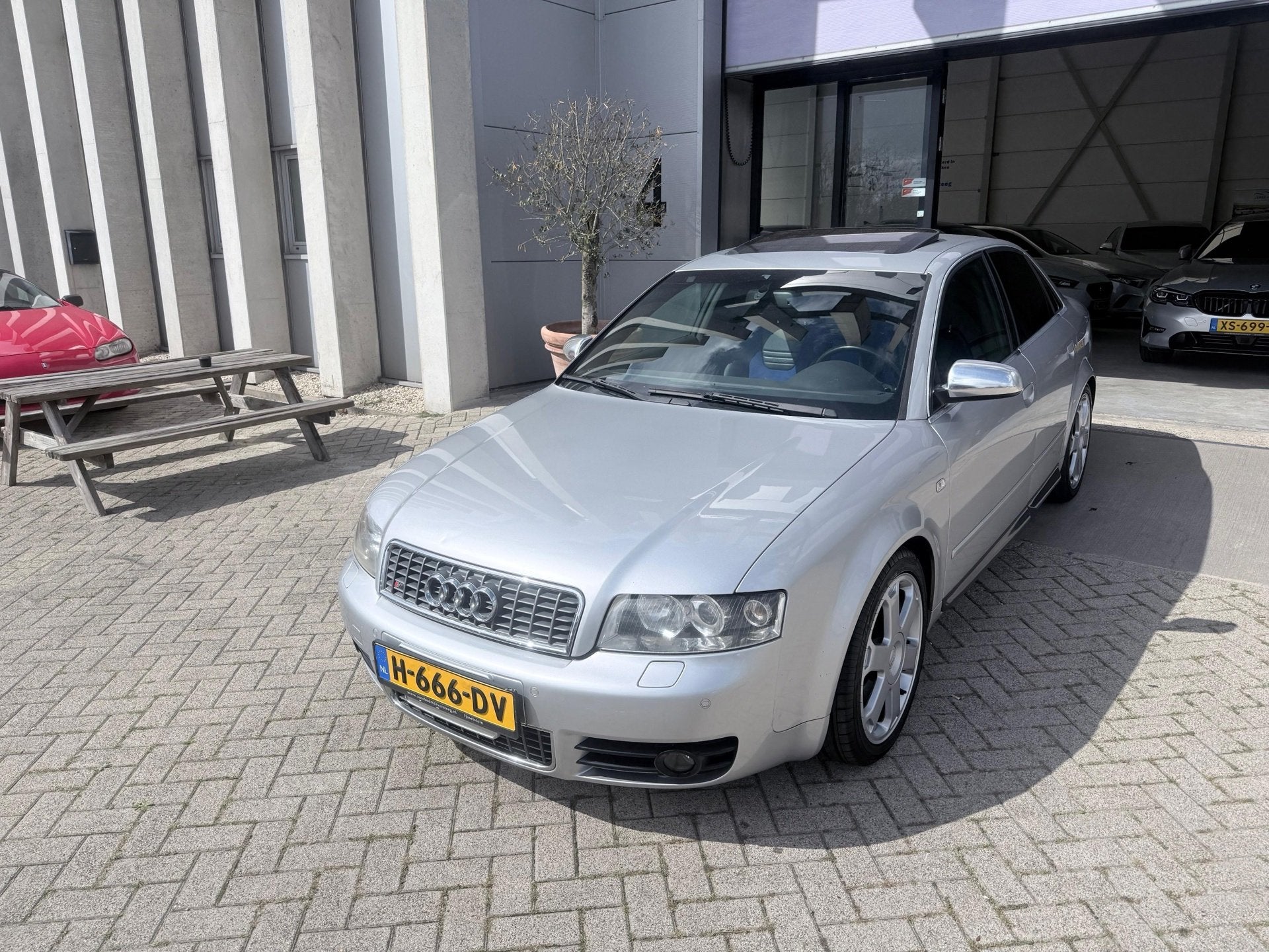 Audi A4 Limousine 4.2 V8 quattro S4 S-Line! Automaat! Concou, Auto's, Automaat, Dealer onderhouden, Gebruikt, A4