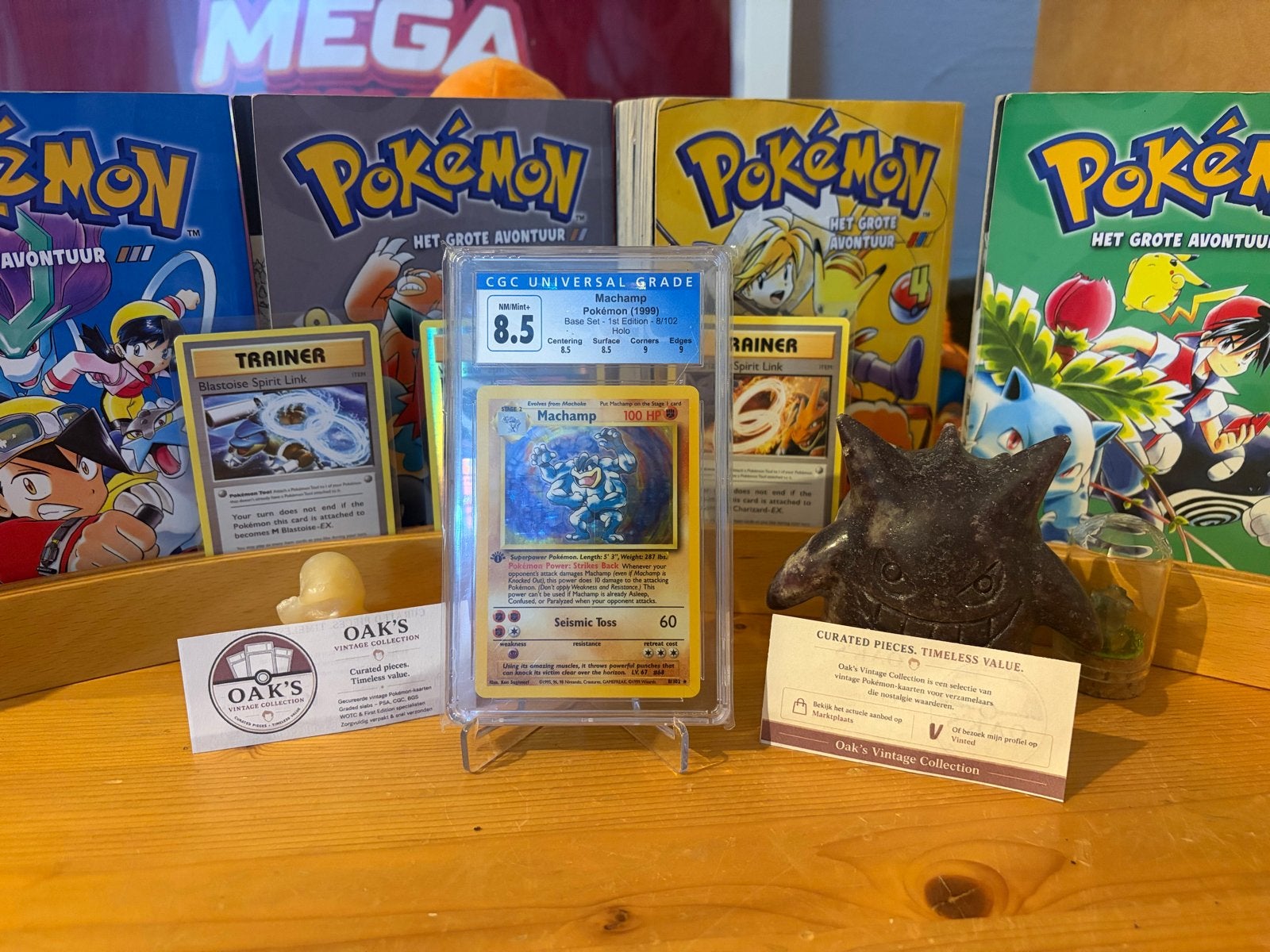 Machamp base set 1st Edition Holo CGC 8.5, Ophalen of Verzenden, Zo goed als nieuw, Losse kaart