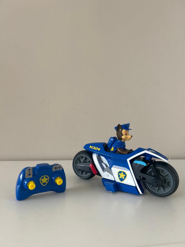 Paw Patrol Chase op Motor met Afstandsbediening, Ophalen of Verzenden, Gebruikt, Afstandsbediening