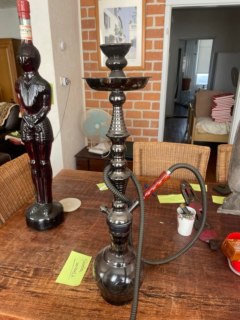 Elegante Shisha / Waterpijp met Gedetailleerde Gravures, Ophalen, Gebruikt