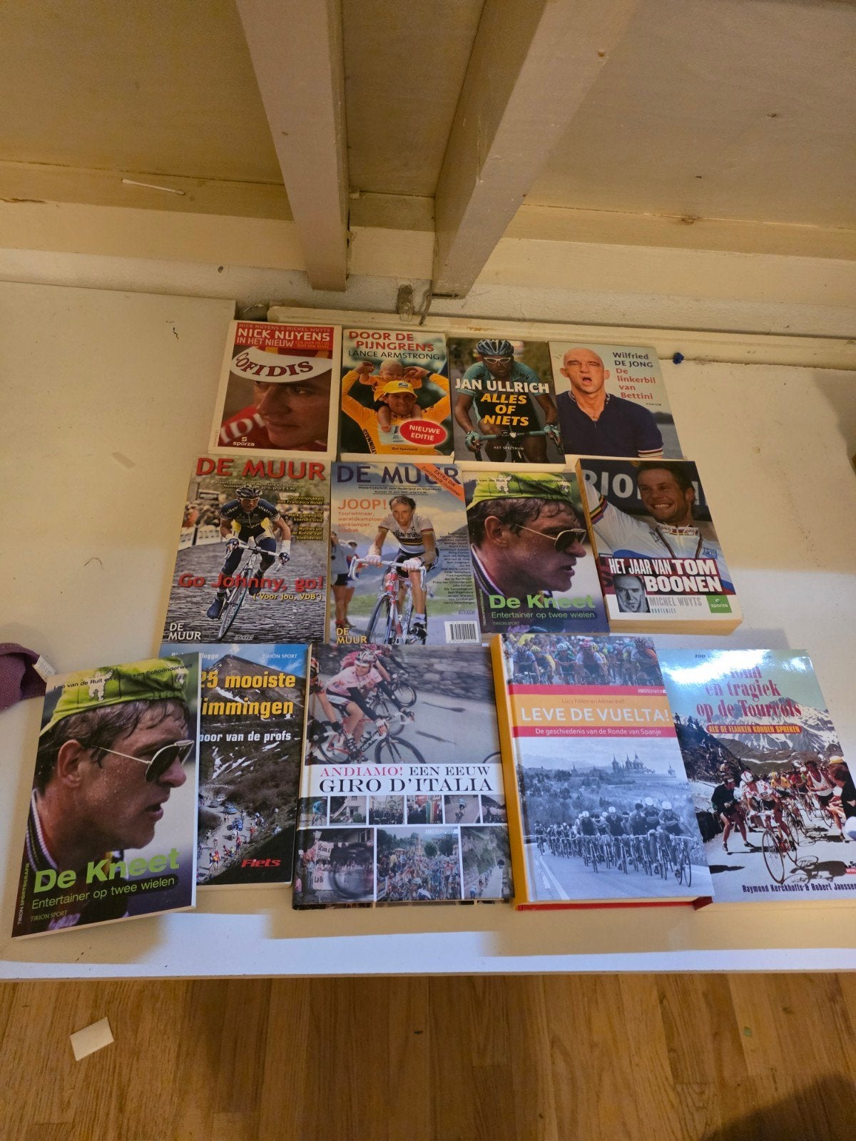 Wielerboeken:  12 stuks De kneet, Tom Boonen etc etc, Ophalen of Verzenden, Gelezen, Diverse auteurs, Lopen en Fietsen