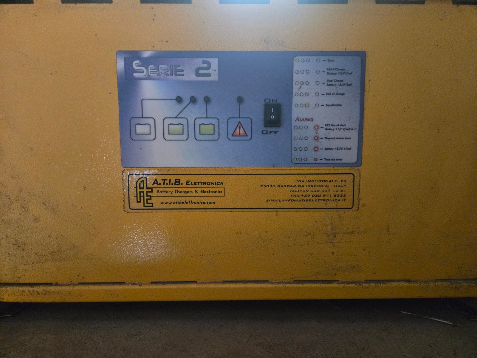 ATIB Elettronica heftruck Acculader 24V 60A - Serie 2, Zakelijke goederen, Machines en Bouw | Heftrucks en Intern transport, Ophalen of Verzenden