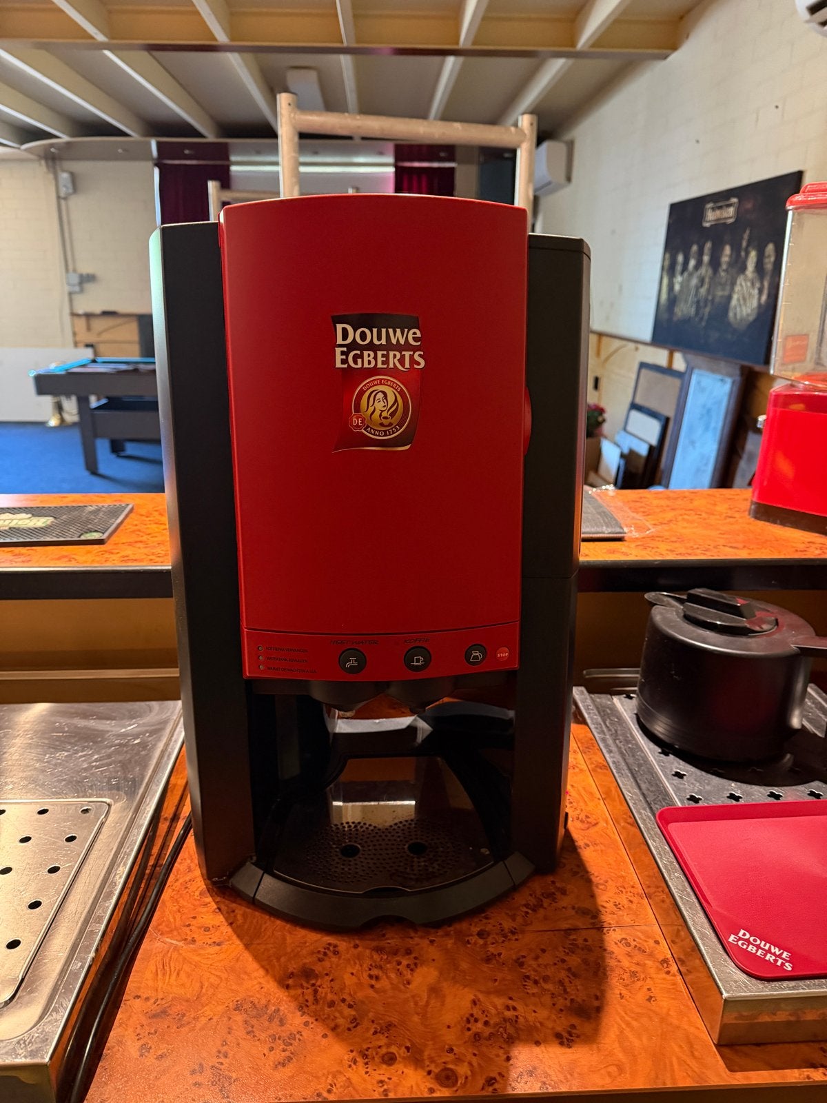 Douwe Egberts Koffiemachine Cafitesse 50 Rood, Ophalen, 10 kopjes of meer, Koffiemachine, Gemalen koffie
