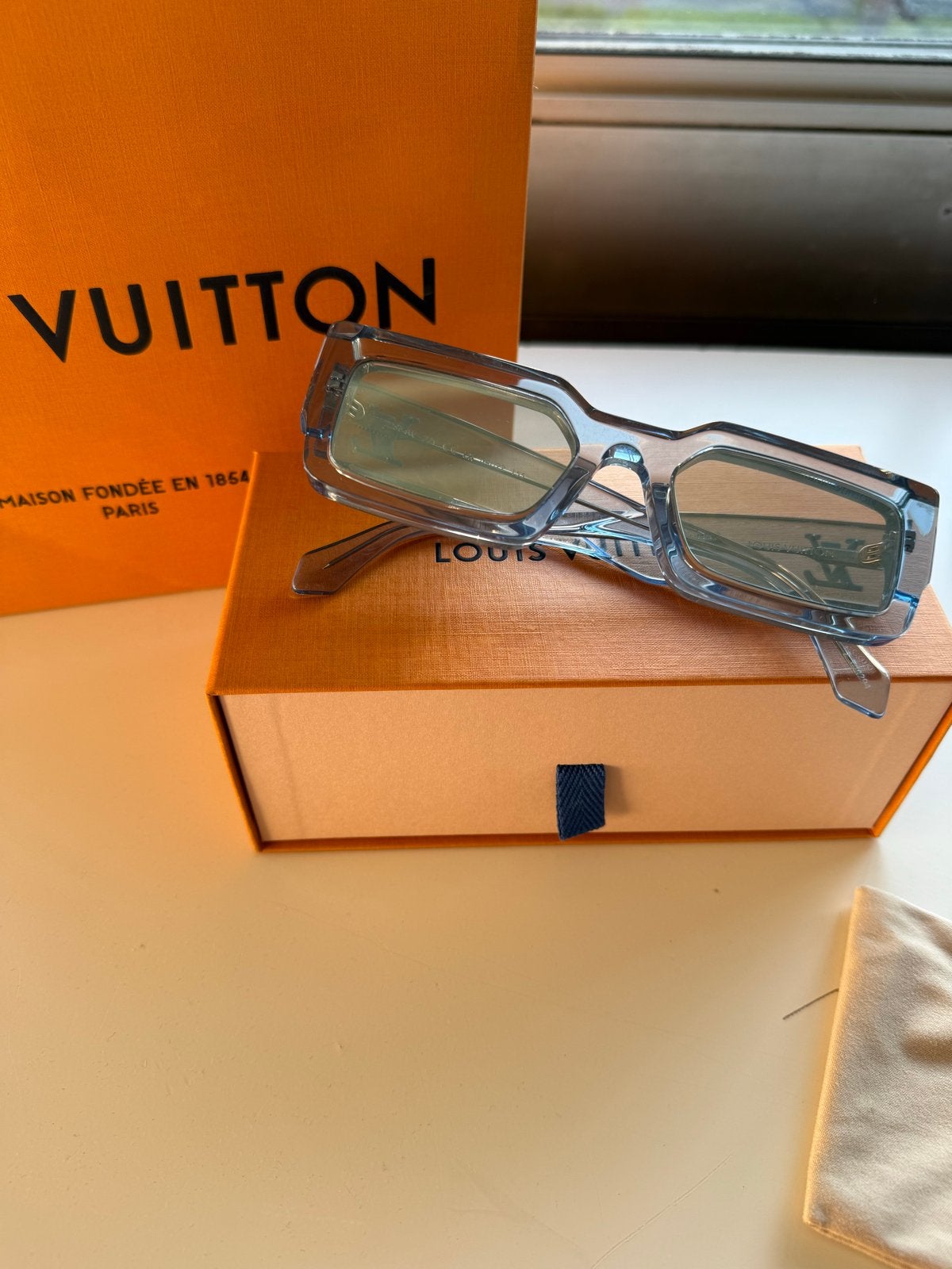 Louis Vuitton Zonnebril, Sieraden, Tassen en Uiterlijk, Overige merken, Zonnebril, Blauw, Nieuw