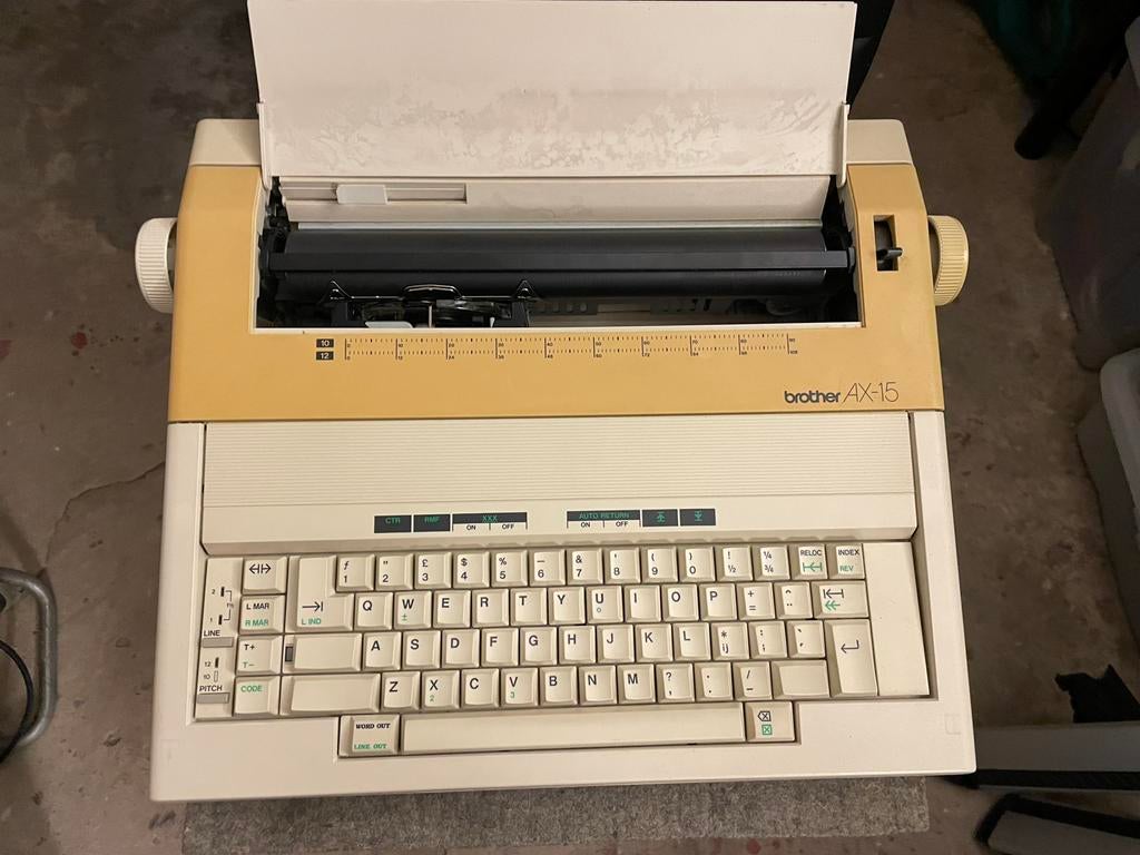 Brother AX-15 elektrische typemachine, Diversen, Typemachines, Ophalen of Verzenden, Gebruikt