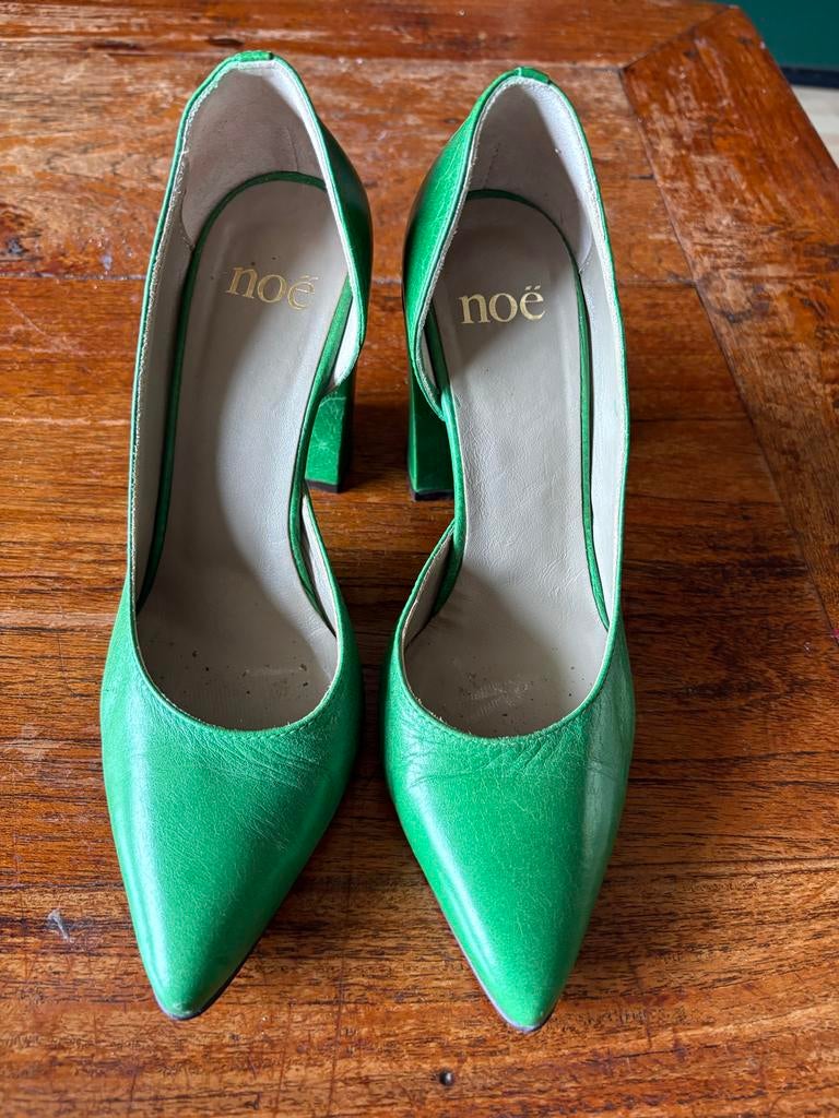 Noe Dames Pumps - Groen Leer, Kleding | Dames, Schoenen, Gedragen, Pumps, Groen, Ophalen of Verzenden