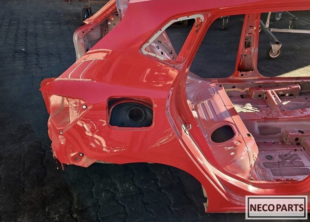 SEAT IBIZA V KJ 6F ACHTERSCHERM SNIJDEEL RECHTS LS3H, Gebruikt, -, Ophalen of Verzenden, Achter