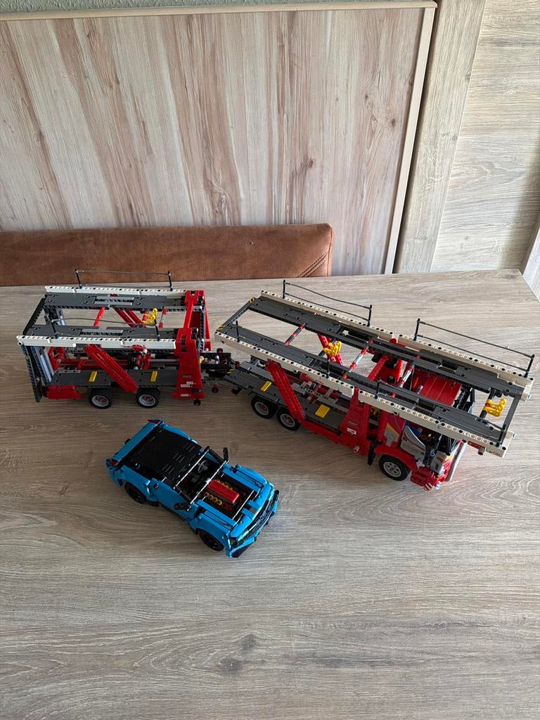 LEGO Technic Auto Transporter met Sportwagen, Ophalen, Compleet, Lego, Zo goed als nieuw