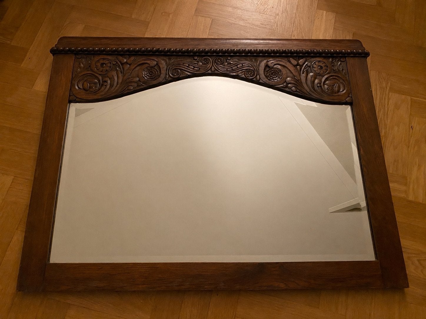 Antieke spiegel met prachtig houtsnijwerk, Ophalen, Rechthoekig, 100 tot 150 cm, Minder dan 100 cm