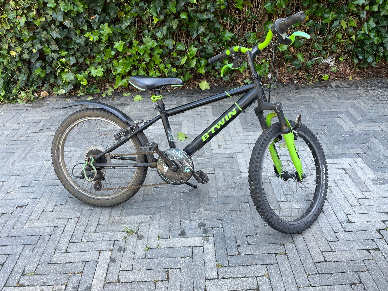 B-Twin Racingboy 500 MTB 20 inch kinderfiets opknapper, Ophalen, Gebruikt, Velgrem, 20 inch of meer