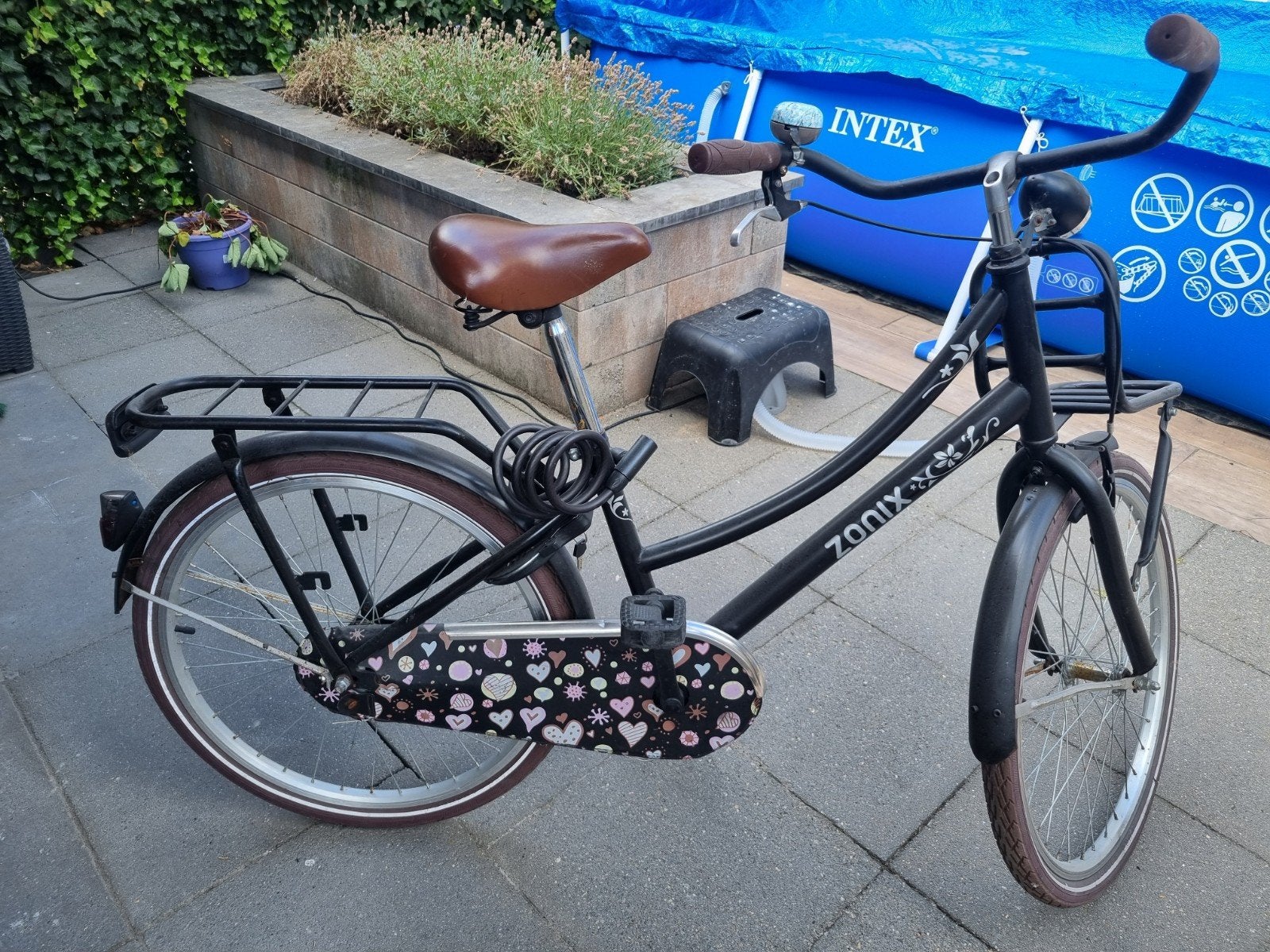 Zwarte Zoonix kinder transportfiets met voordrager 24 inch, Terugtraprem, Ophalen, Overige merken, 53 tot 56 cm