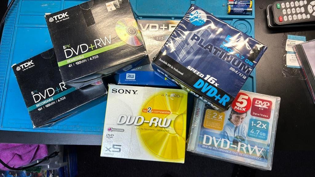 5-Pack DVD+R + DVD+RW DVD-RW - Nieuw & Klaar voor Gebruik!, Ophalen of Verzenden, Nieuw, Dvd, Herschrijfbaar