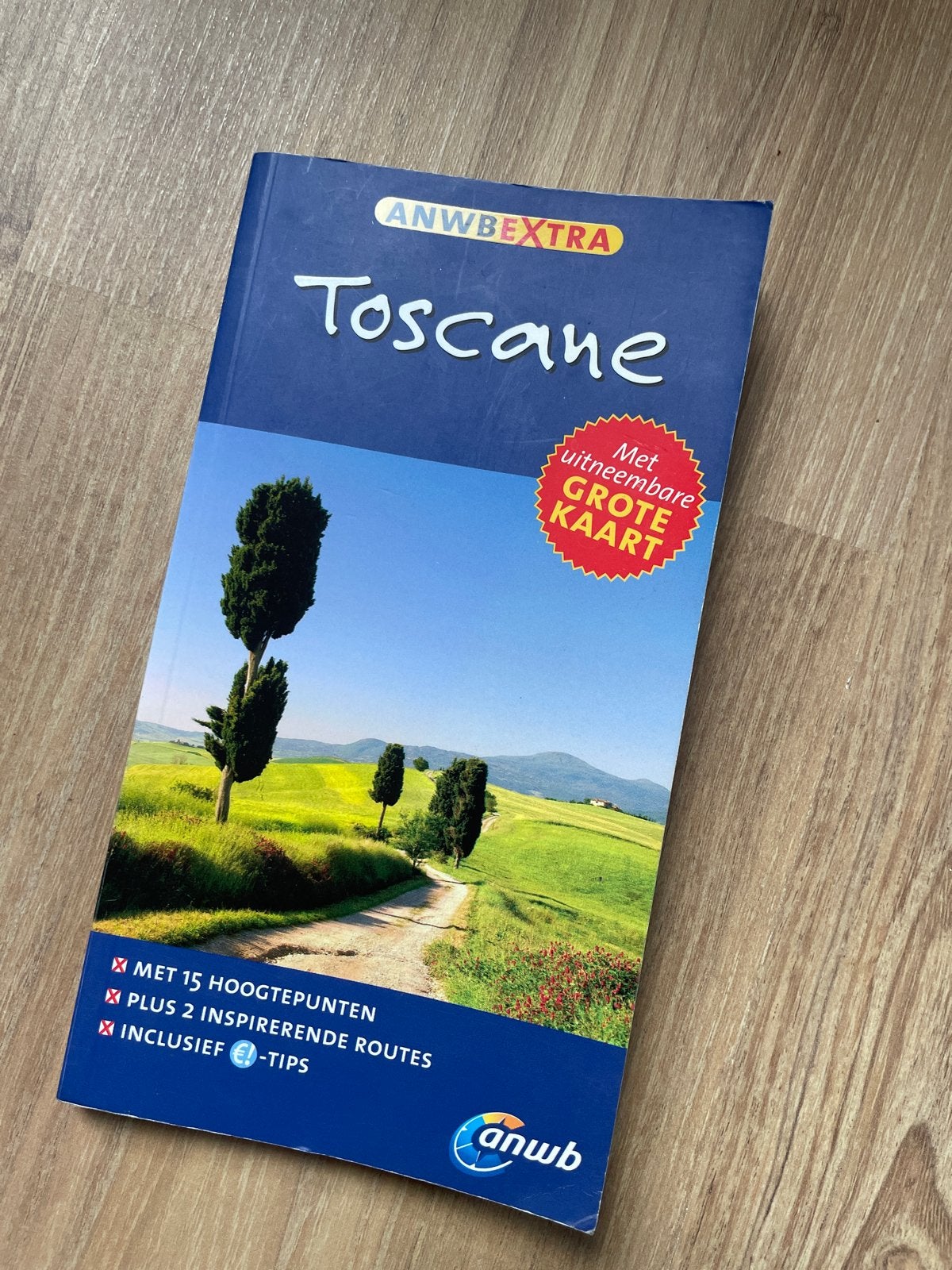 ANWB Extra Toscane Reisgids met uitneembare kaart, Gelezen, Europa, Ophalen of Verzenden, Reisgids of -boek