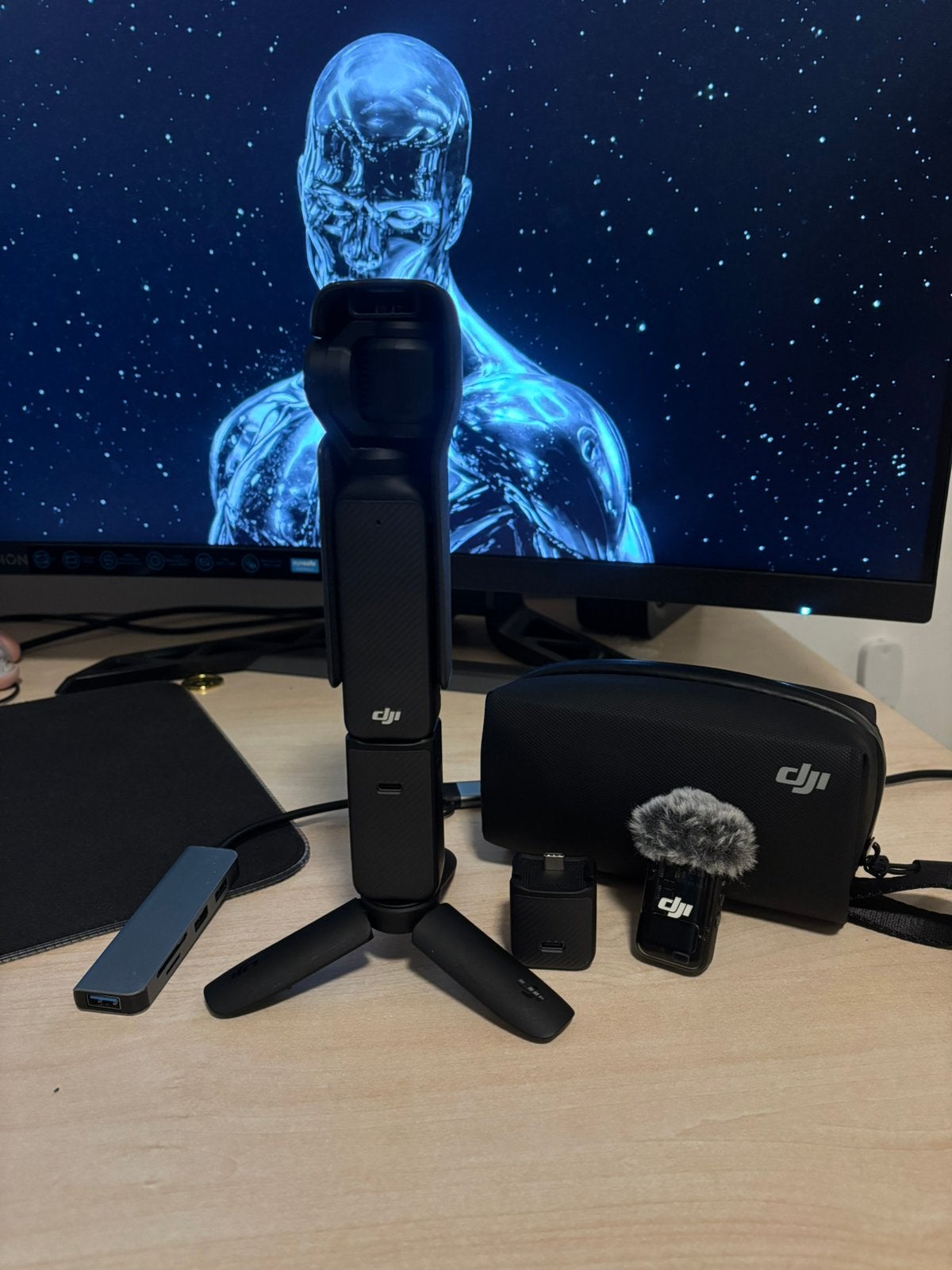 DJI Osmo Pocket 3 Creator Combo Complete set met accessoires, Ophalen of Verzenden, Zo goed als nieuw, Overige typen