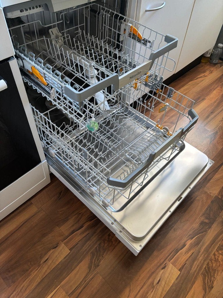 Vaatwasser Miele G7232 SC BRWS - stil en zuinig, Ophalen, 60 cm of meer, Minder dan 10 liter, Energieklasse A of zuiniger