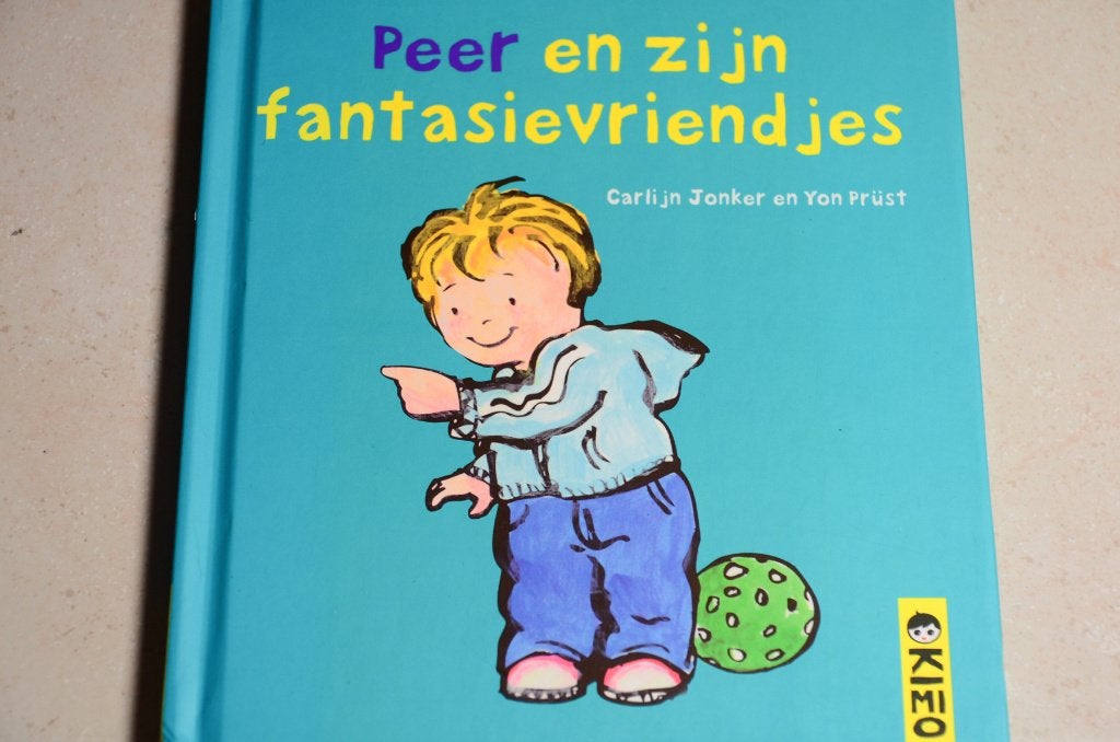 Kimio Peer en zijn fantasievriendjes / Carlijn Jonker, Ophalen of Verzenden, Zo goed als nieuw, 2 tot 3 jaar