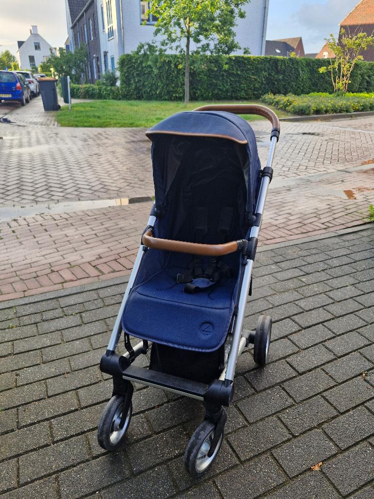 Mutsy Nexo buggy met regenhoes, Ophalen, Gebruikt, Overige merken, Verstelbare rugleuning