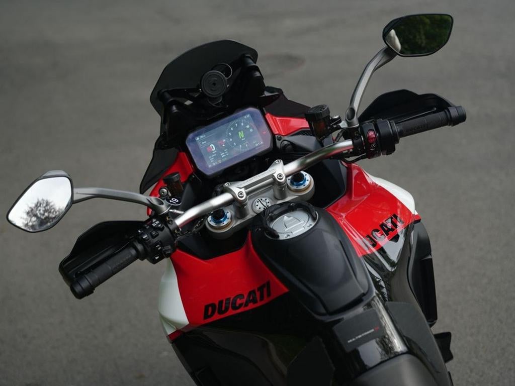 Ducati Multistrada v4 Pikes Peak | BTW MOTOR ! (bj 2022) 20,, DUCATI, 4 cilinders, Motorrijbewijs A, Bedrijf